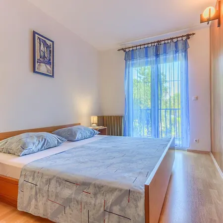 Apartment Iskra